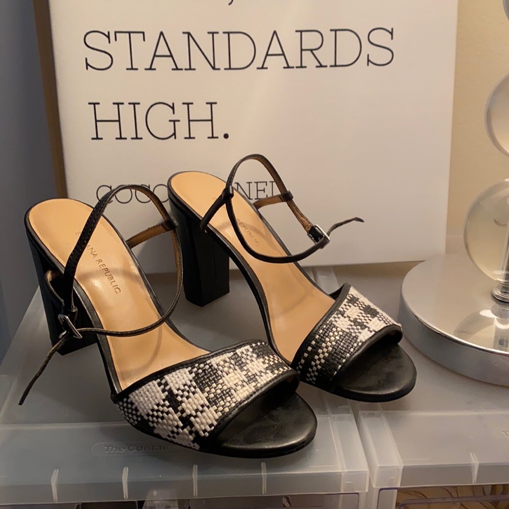 Houndstooth Heeled Sandals